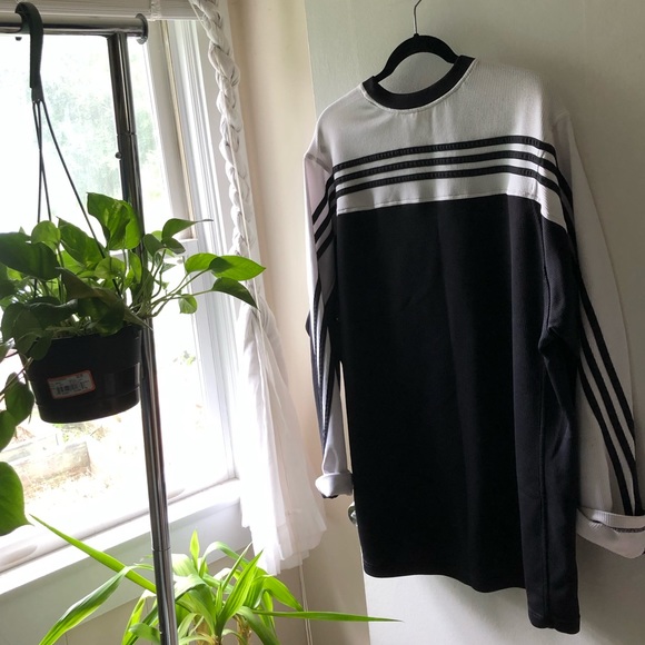 adidas men’s crew neck sweater - Picture 2 of 3